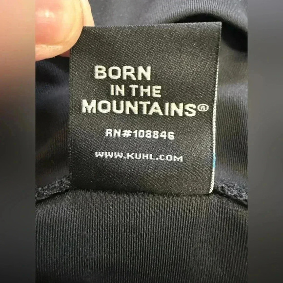 Kuhl Women’s Black Skulpt Tight Capri Leggings - Size Medium - Picture 6 of 7